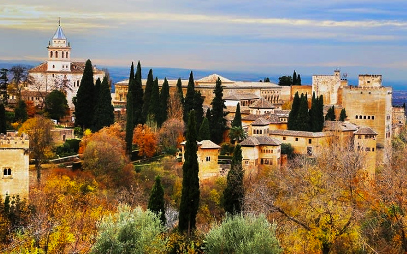 cuando viajar a Granada en otoño